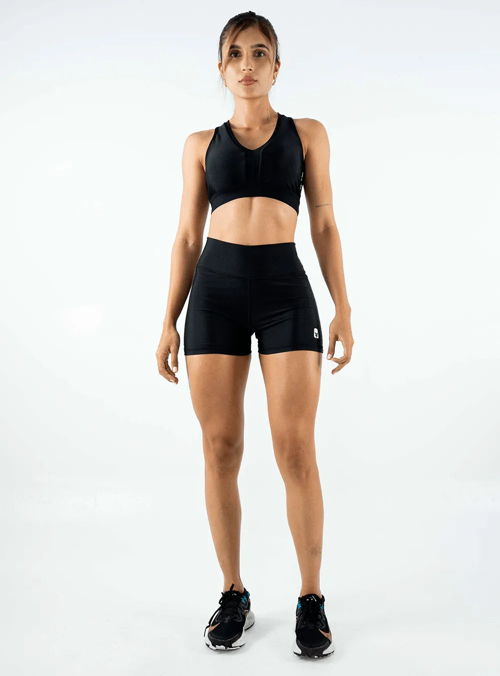 Short Pretina Alta Unicolor Suplex Negro